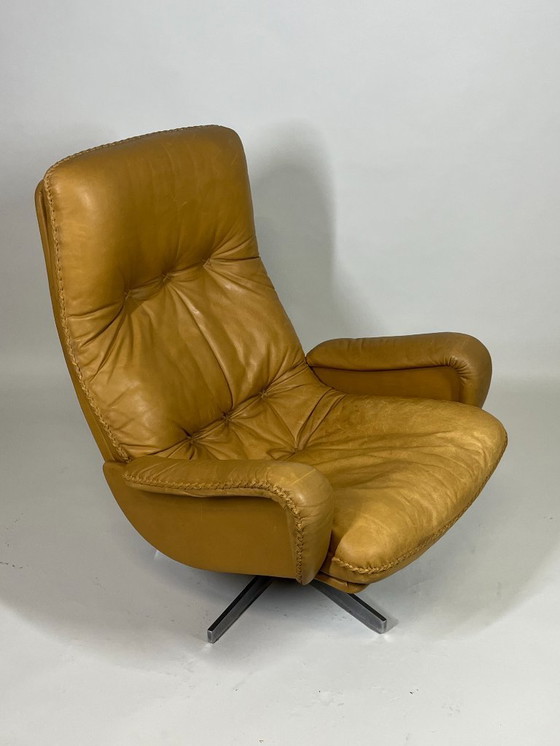 Image 1 of Fauteuil pivotant De Sede S231 « James Bond », années 1960
