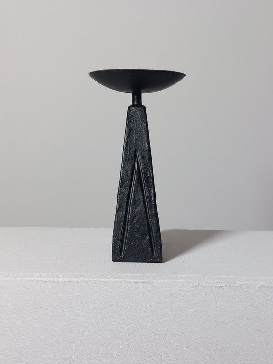 Image 1 of Vintage brutalistische heilige kandelaar, zwart