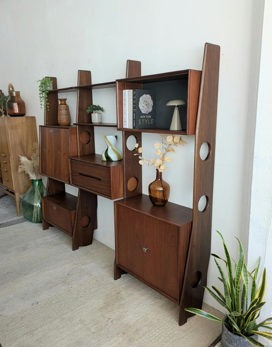 Armoire murale vintage rare en teck, système mural – Armoires murales, Wood (photo 3 of 12)
