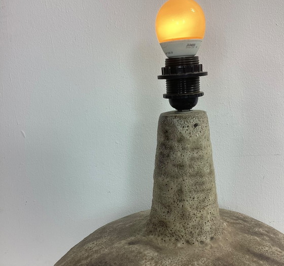 Mid Century Speckled Ceramic Table Lamp (photo 10 of 11)