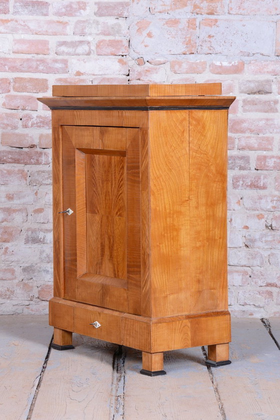 Gerestaureerd Biedermeier-kastje, essenhout, sparrenhout, Pools, Tsjechisch, jaren 1830 – Kasten, Wood (photo 2 of 21)