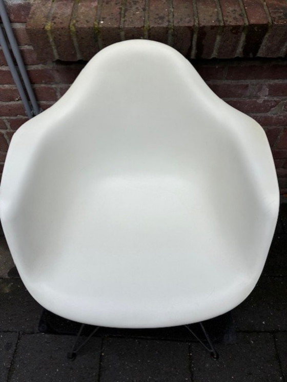 Image 1 of 4 pezzi di sedie Eames Dar