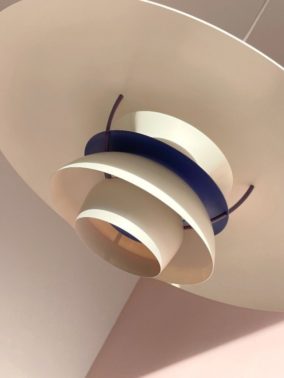 Image 1 of Poulsen PH5 LAMP wit vintage design Denmark MidCentury