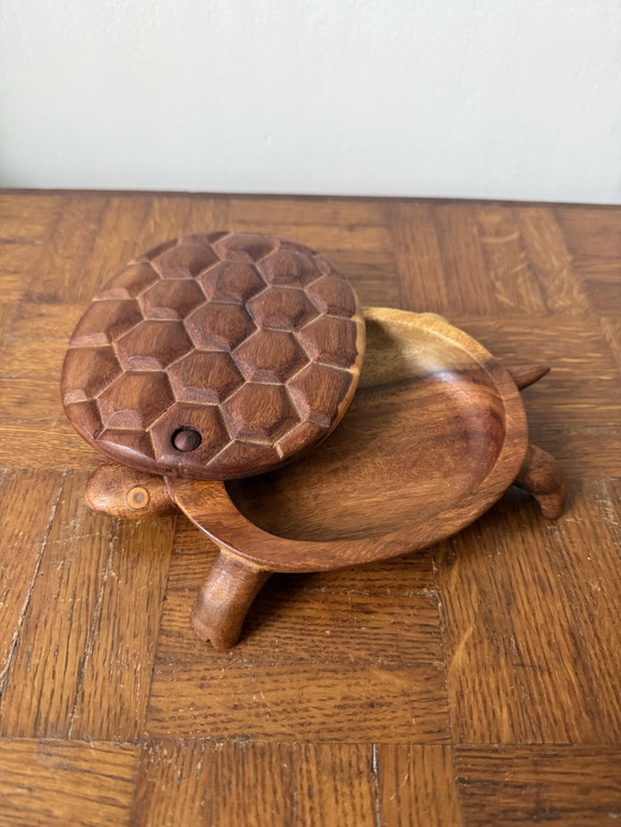 Image 1 of Olivenholzbox in Form einer Schildkröte