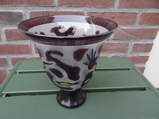 Signed Ulrica Hydman-Vallien for Kosta Boda ‘Black Magic’ glass bowl Sweden – Vases (photo 4 of 14)