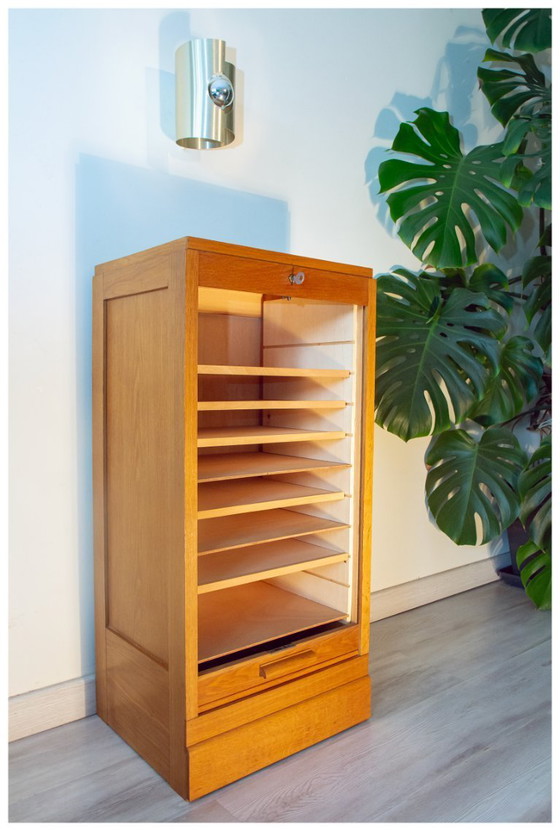 Image 1 of Archivador de cortina, años 70, roble miel