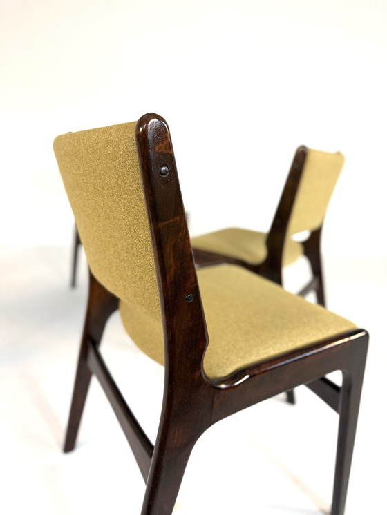 Image 1 of 4 chaises de salle à manger restaurées, modèle 89, Erik Buch '60