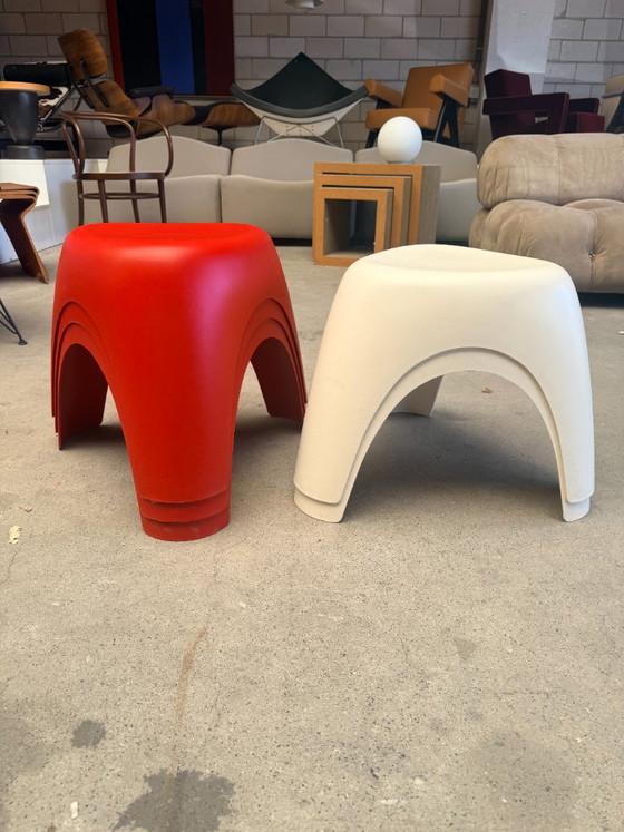 Sgabello Vitra Elephant di Sori Yanagi (disponibilità: 5) – Sgabelli, Plastic (photo 20 of 22)