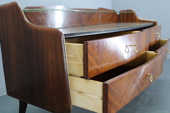 Image 1 of Buffet italien organique des années 1950 avec plateau en verre et 4 tiroirs