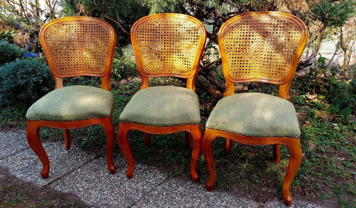 Set van 6 vintage stoelen in Franse stijl met rieten rugleuning – gerestaureerd