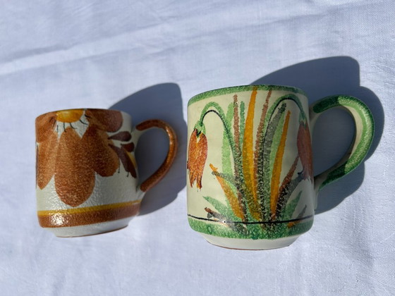Image 1 of 2 tasses/mugs vintage en céramique des années 70 et 80, peints à la main