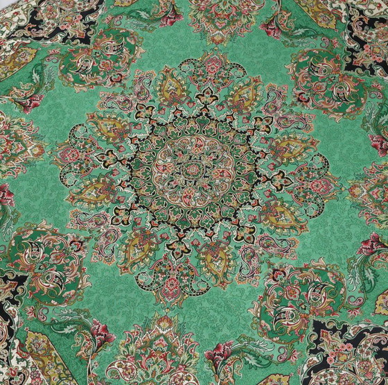 Image 1 of Orient Handgemachte Tischdecke Sehr Fein Gefertigt aus Seidenfäden 100 x 100 cm