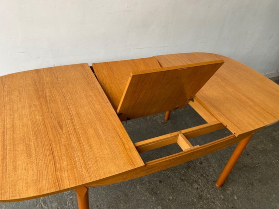 Image 1 of Mesa de comedor extensible de mediados de siglo de 1960 con 4 sillas de comedor de Schreiber Furniture