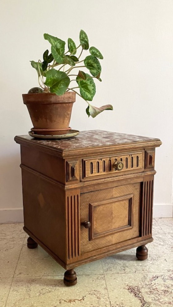 Image 1 of TABLE de Chevet Ancienne Bois et MARBRE