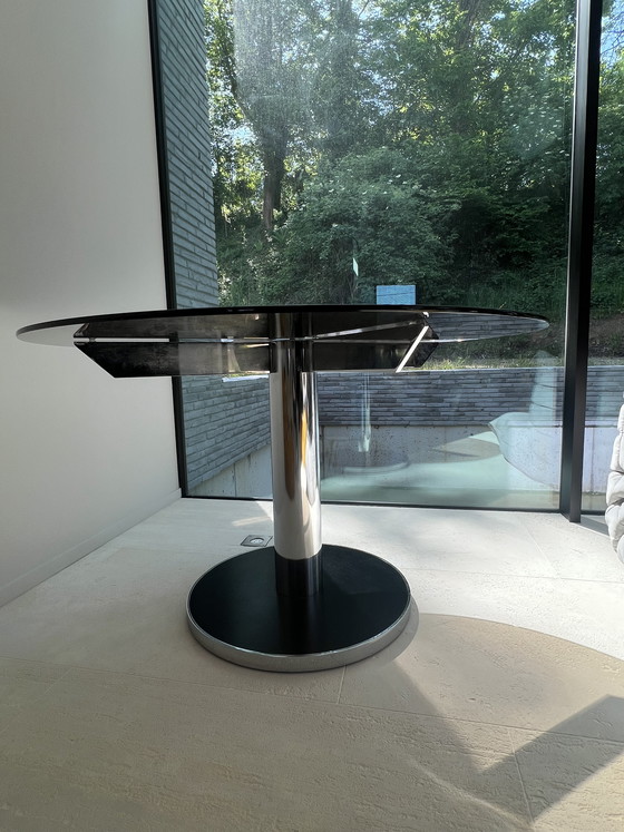 Image 1 of Mesa de diseño de cristal y cromo