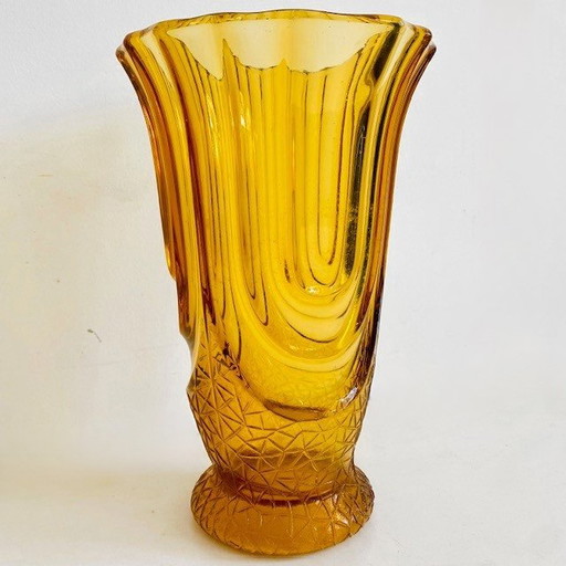Scailmont Art Deco Vase Luxor Jaune Verre Pressé 1930s