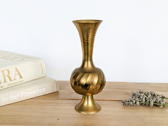 Vintage Solid Brass Trumpet-Shaped Pedestal Vase With Ribbed And Swirl Details (photo 15 of 15)