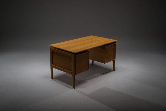 Image 1 of Freistehender Eichenschreibtisch von GV Møbler, Mid Century, 1970er Jahre