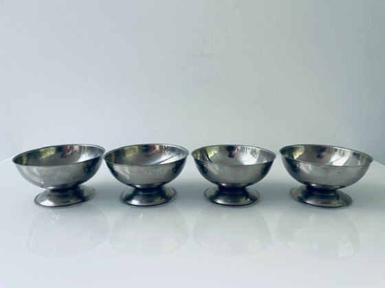 Image 1 of Set di 4 coppe vintage in acciaio inox su piedistallo