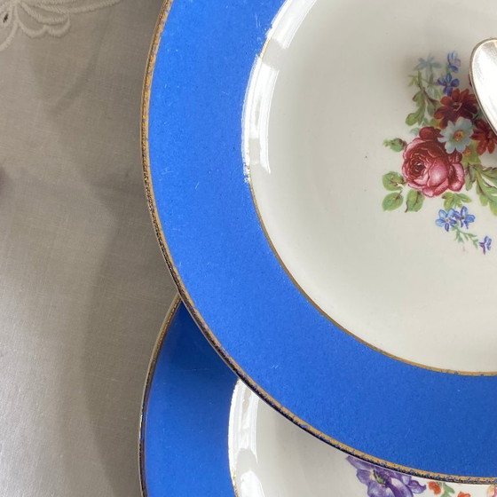 Image 1 of 6 piatti da dessert antichi in terracotta blu con fiori dorati, Saint Amand Hamage, Orchies