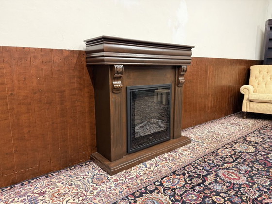 Classic English Decorative Fireplace Mantel – Rubyfires, Decorative Objects, Glass, Metal (photo 3 of 17)