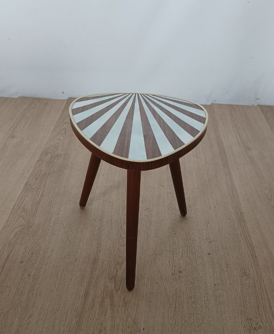 Fifties side table with setting sun motif, PGH Akti, Wood, Brown (photo 8 of 8)