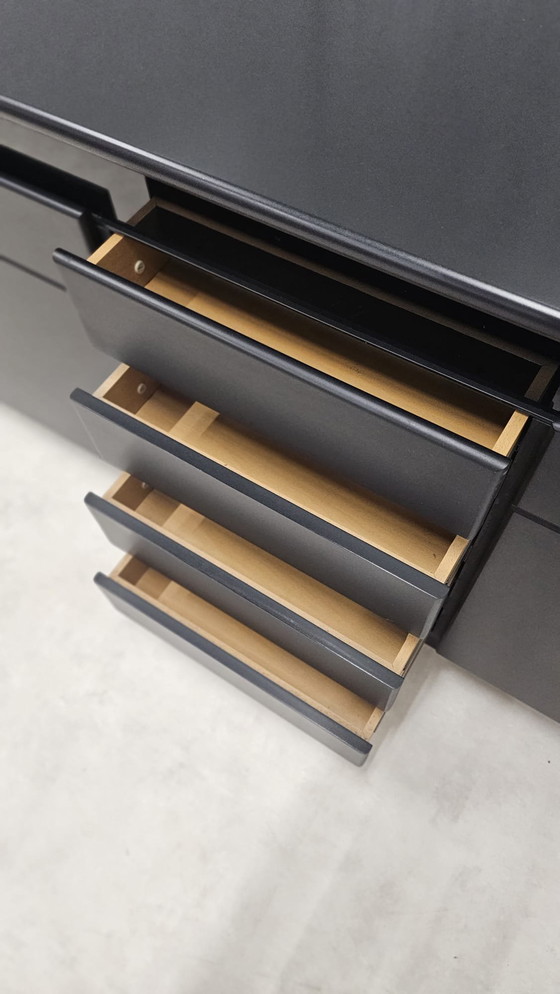 Image 1 of Modernes italienisches Dressoir