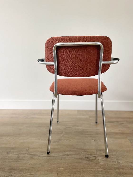 Image 1 of Ensemble de 4 chaises Gispen vintage | avec accoudoirs | terra retapissées