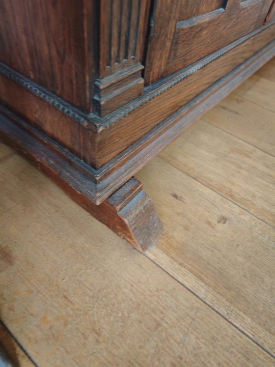 Antiker Buffetschrank / Esszimmerschrank – Buffetschränke, Holz, Eisen (photo 8 of 12)