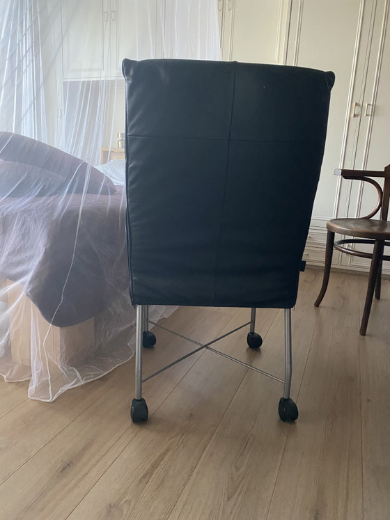 Montis Chaplin Design Stuhl, schwarzes Leder – Sessel, Leather (photo 5 of 5)