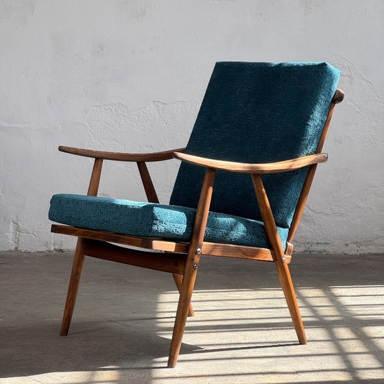 Image 1 of Een paar volledig gerestaureerde Tsjechoslowaakse TON-fauteuils uit 1960.