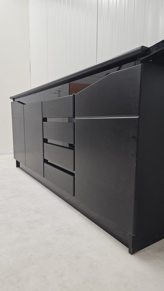 Image 1 of Modernes italienisches Dressoir