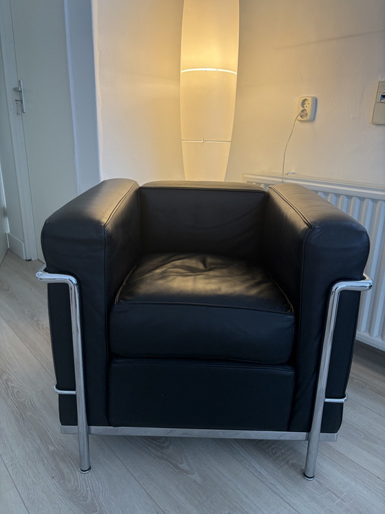Image 1 of Fauteuil Cassina LC2 - cuir noir - Design classique