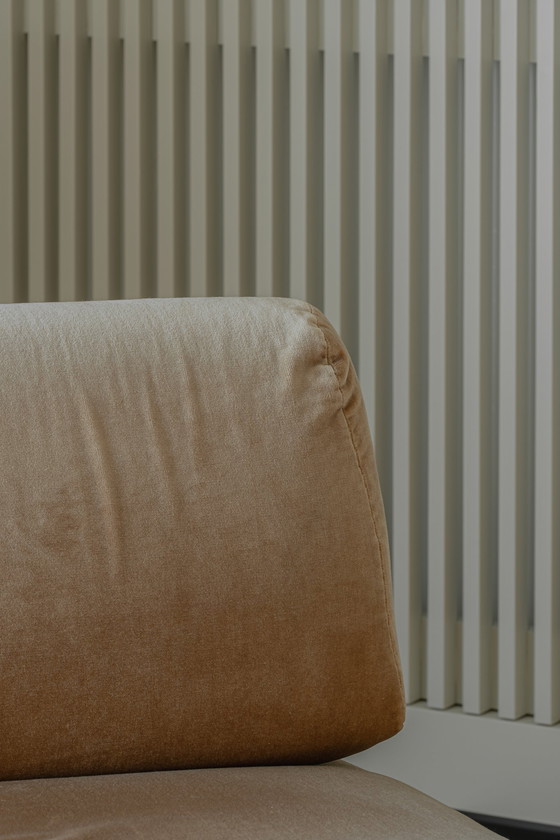 Image 1 of Fauteuil roulant en velours (sur roues)