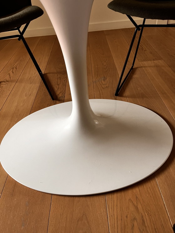 Oval Knoll Saarinen Dining Table 1.98 m – Mdf, Aluminium (photo 5 of 10)