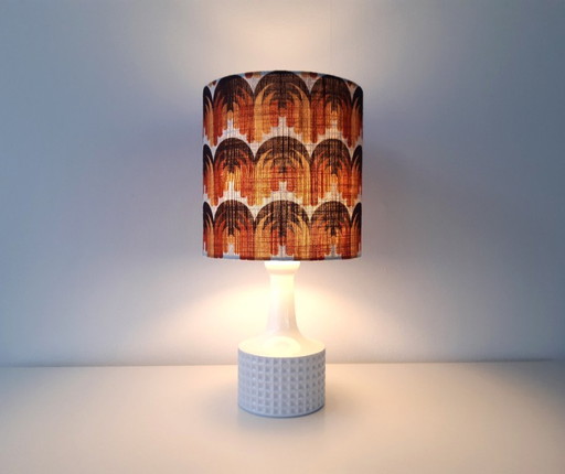 Vintage porcelain lamp base from Wallendorf with new handmade lampshade made of linen fabric with retro graphic print