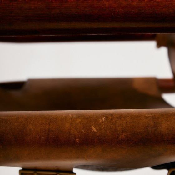 Image 1 of Poltrona e pouf in pelle di vitello ungherese, set da 2