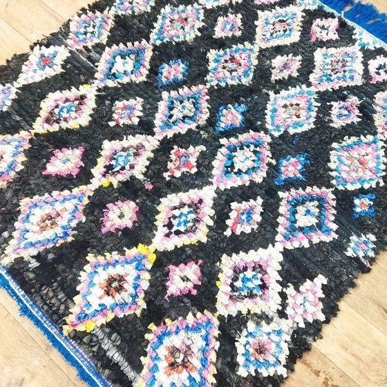 Image 1 of Tapis Boucherouite Berber – Textile recyclé tissé à la main Vintage (160×140 cm)