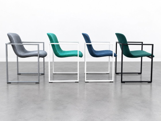 Set di 4 sedie design Arco Frame II (3x Normal + 1x XL) – Sedie da pranzo, Metallo, Tessile (photo 5 of 9)