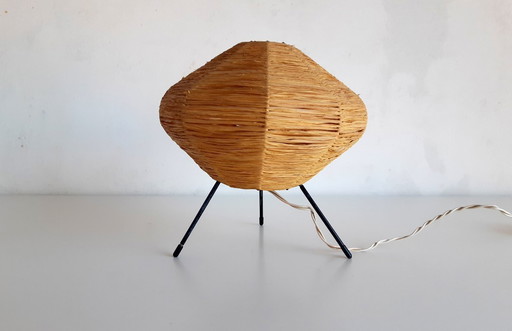 Refined vintage tripod raffia table lamp, mcm table lamp