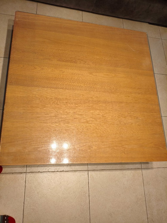 Image 1 of Tavolino quadrato, in legno massello, 1m x 1m