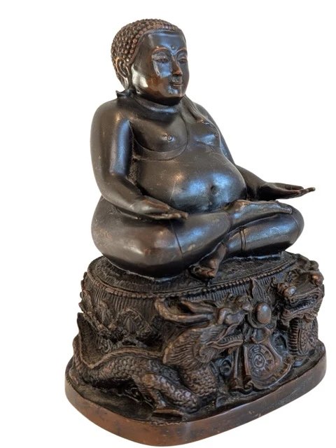 Chinese bronzen Boeddha-beeld op drakenbasis, 19e eeuw – Beeldhouwkunst (photo 2 of 10)
