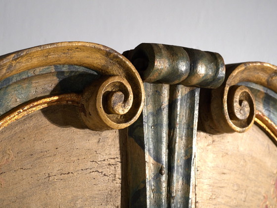 Antiker barocker bemalter Kleiderschrank aus Kiefer – Österreichisch-Ungarische Monarchie, Jahr 1794 (photo 31 of 40)