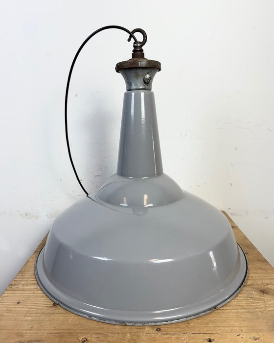 Image 1 of Grande suspension industrielle en émail gris britannique de la marque Benjamin, années 1960