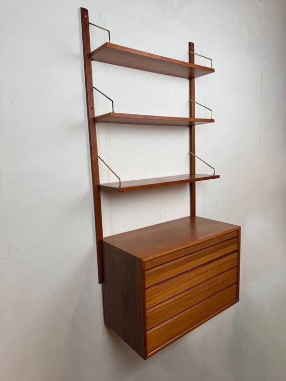 Image 1 of Meuble mural Poul Cadovius Royal System – Élégance en teck danois