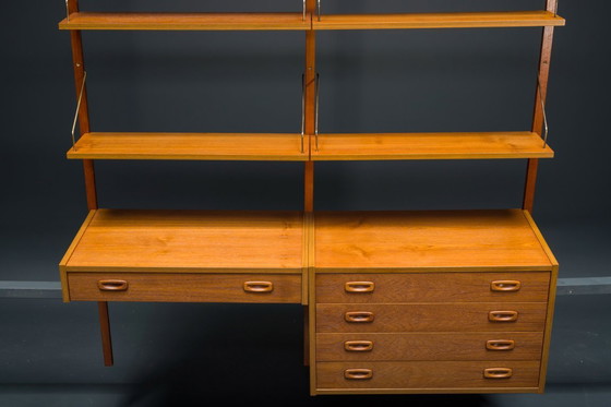 Image 1 of Pensili modulari danesi in teak PS di Preben Sørensen per Randers Møbelfabrik, anni '60, set di 11