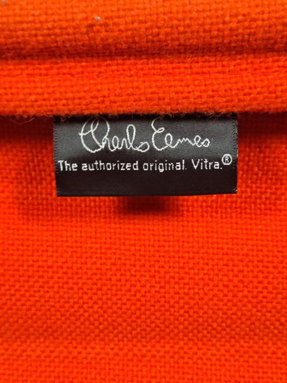 Image 1 of Vitra EA 119 fleischfarbenes Orange auf Rollen