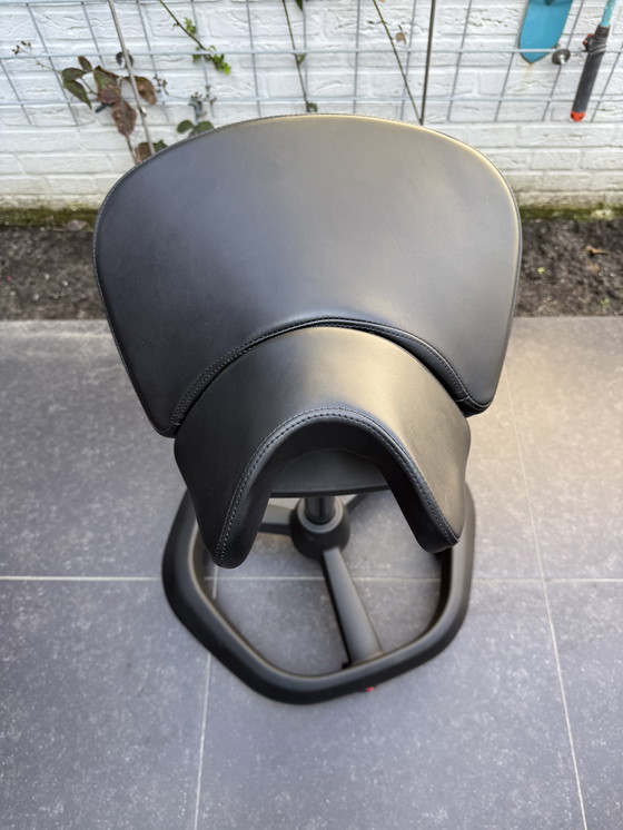 Image 1 of P Clinic Ergonomic Tabouret 'Braveheart' | Desk Stool
