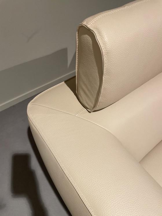 Image 1 of Evidence Viana 3 zitsbank