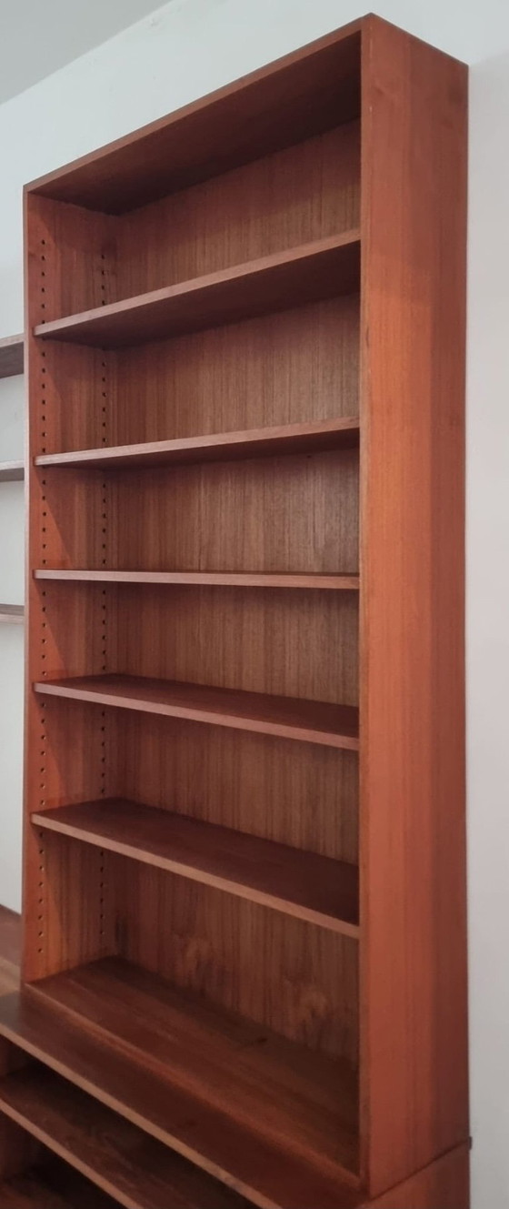 Image 1 of Librería de mediados de siglo